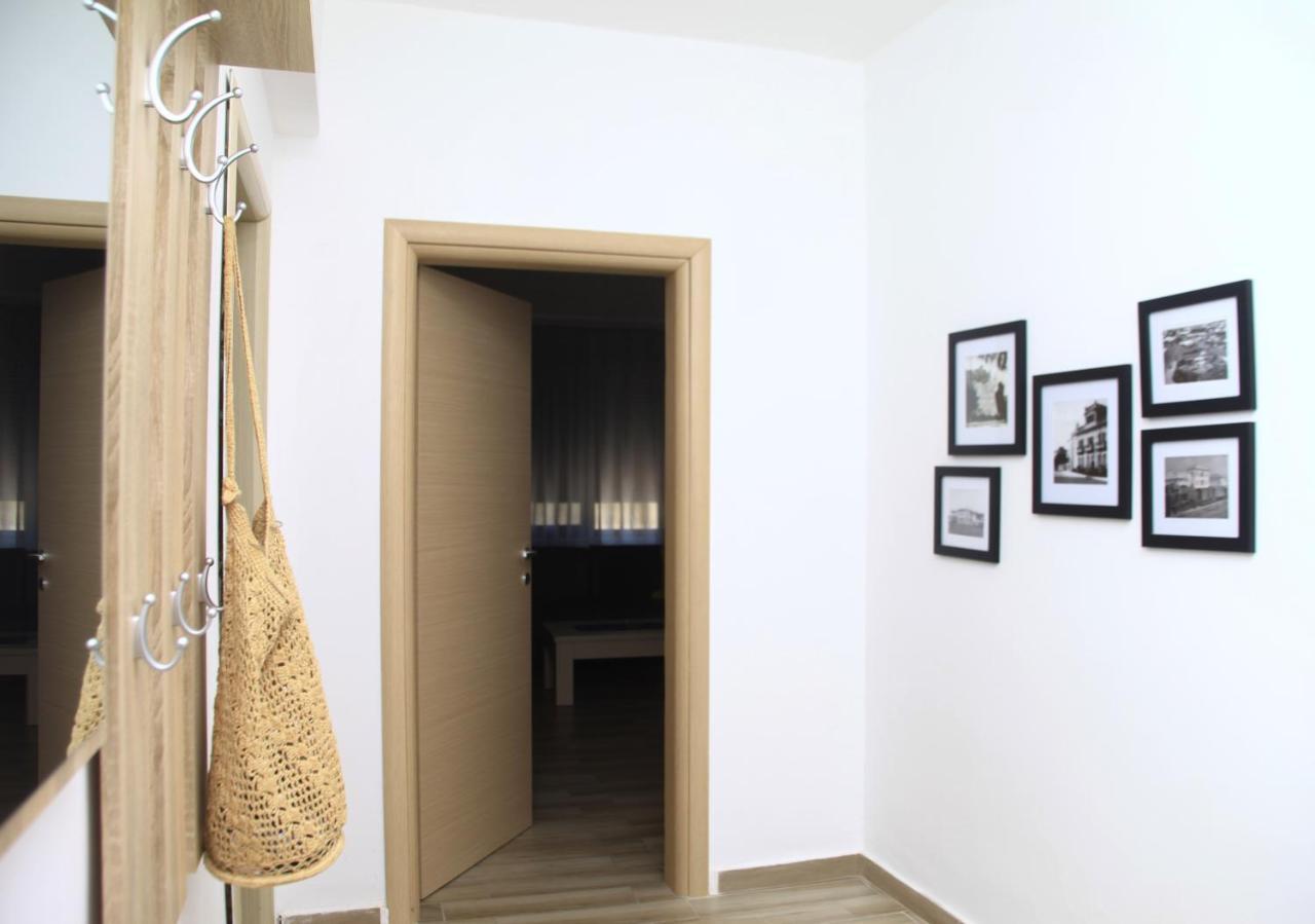 Old Town Boulevard Apartment In City Center Δυρράχιο Εξωτερικό φωτογραφία